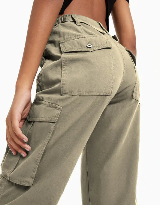 Womans Basic Cargo Pants
